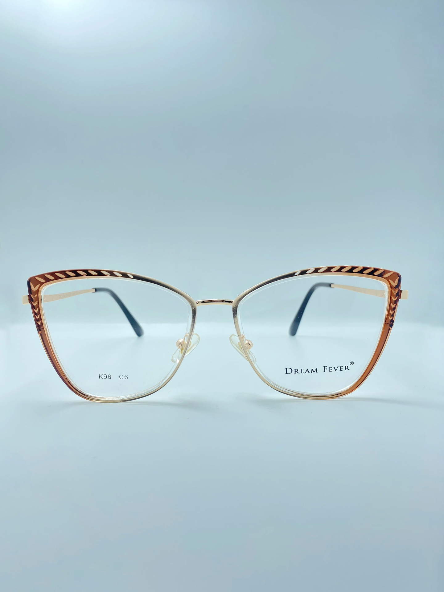 DREAM FEVER K96 52-18-137-C6